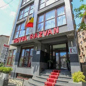 Razvan Отель Бухарест