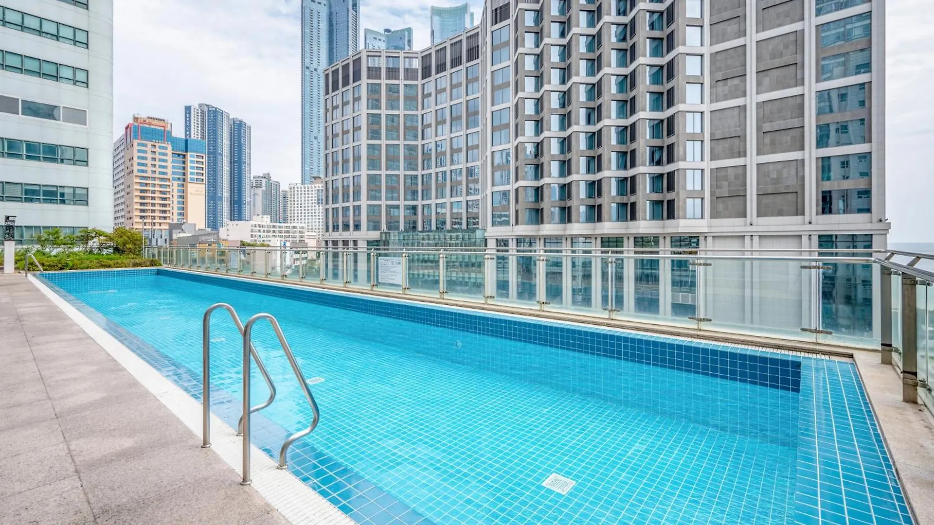 Haeundae Seacloud Hotel Residence Busan