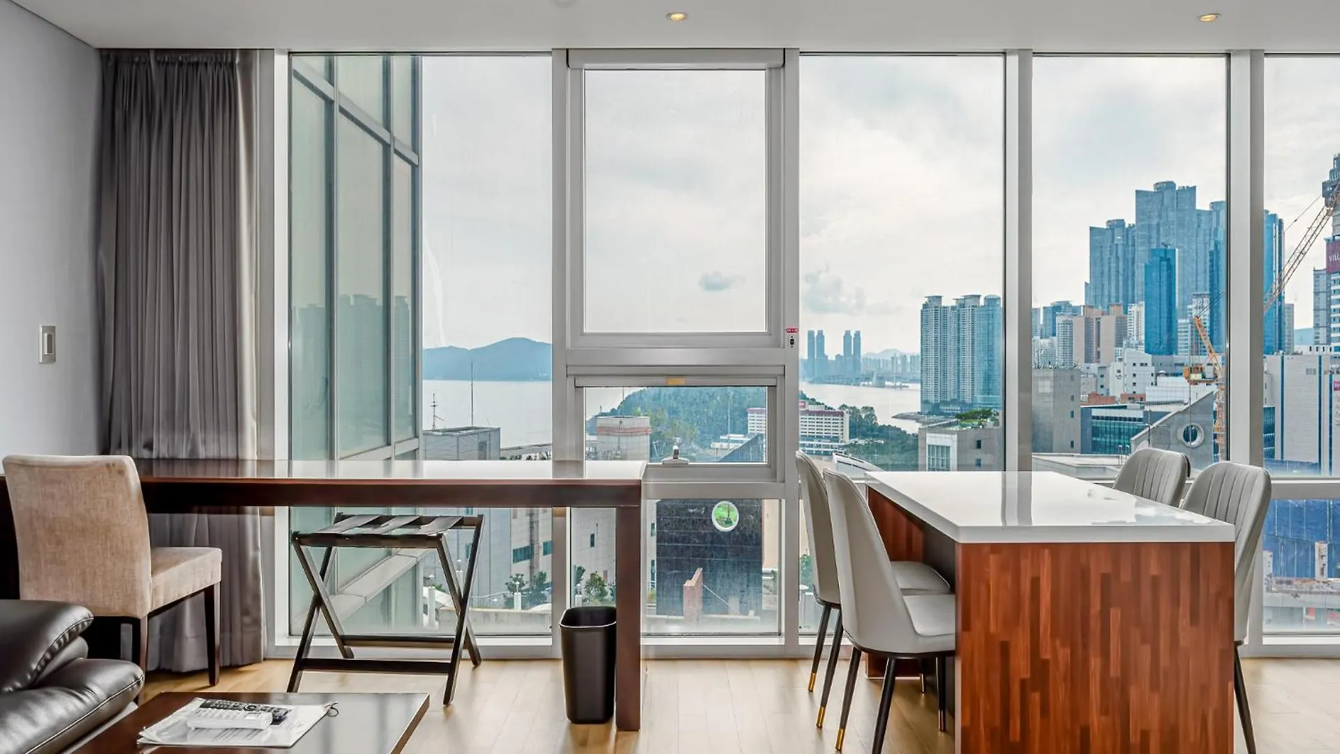Haeundae Seacloud Hotel Residence Busan