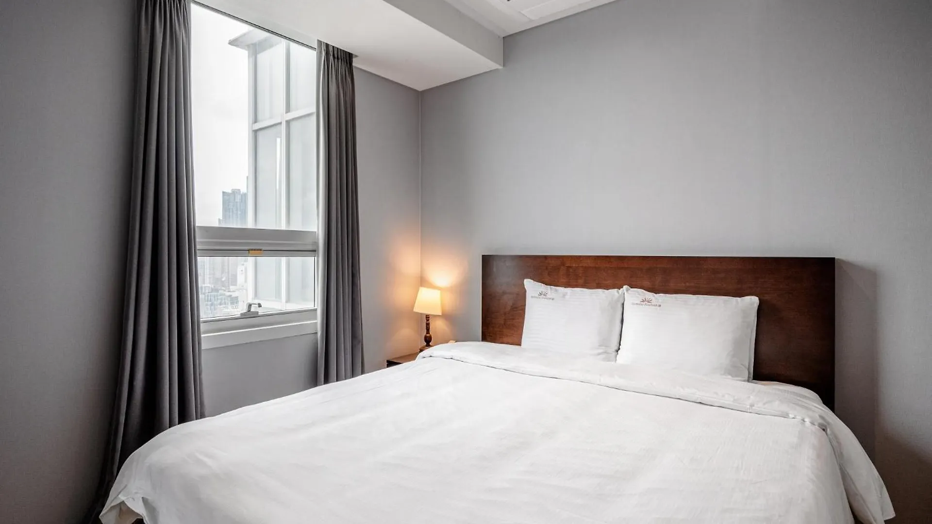 Haeundae Seacloud Hotel Residence Busan 2*,  South Korea