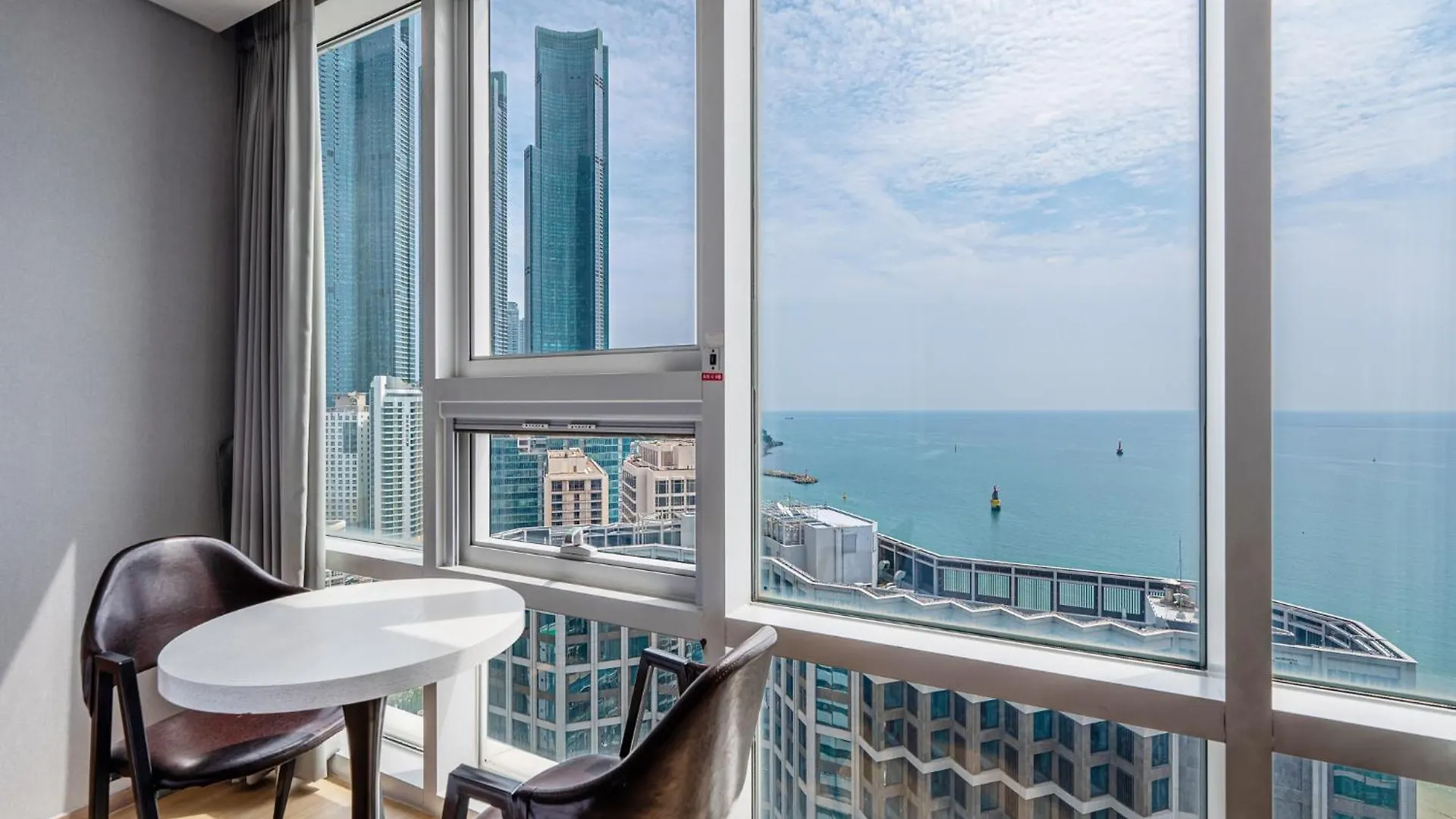 Haeundae Seacloud Hotel Residence Busan