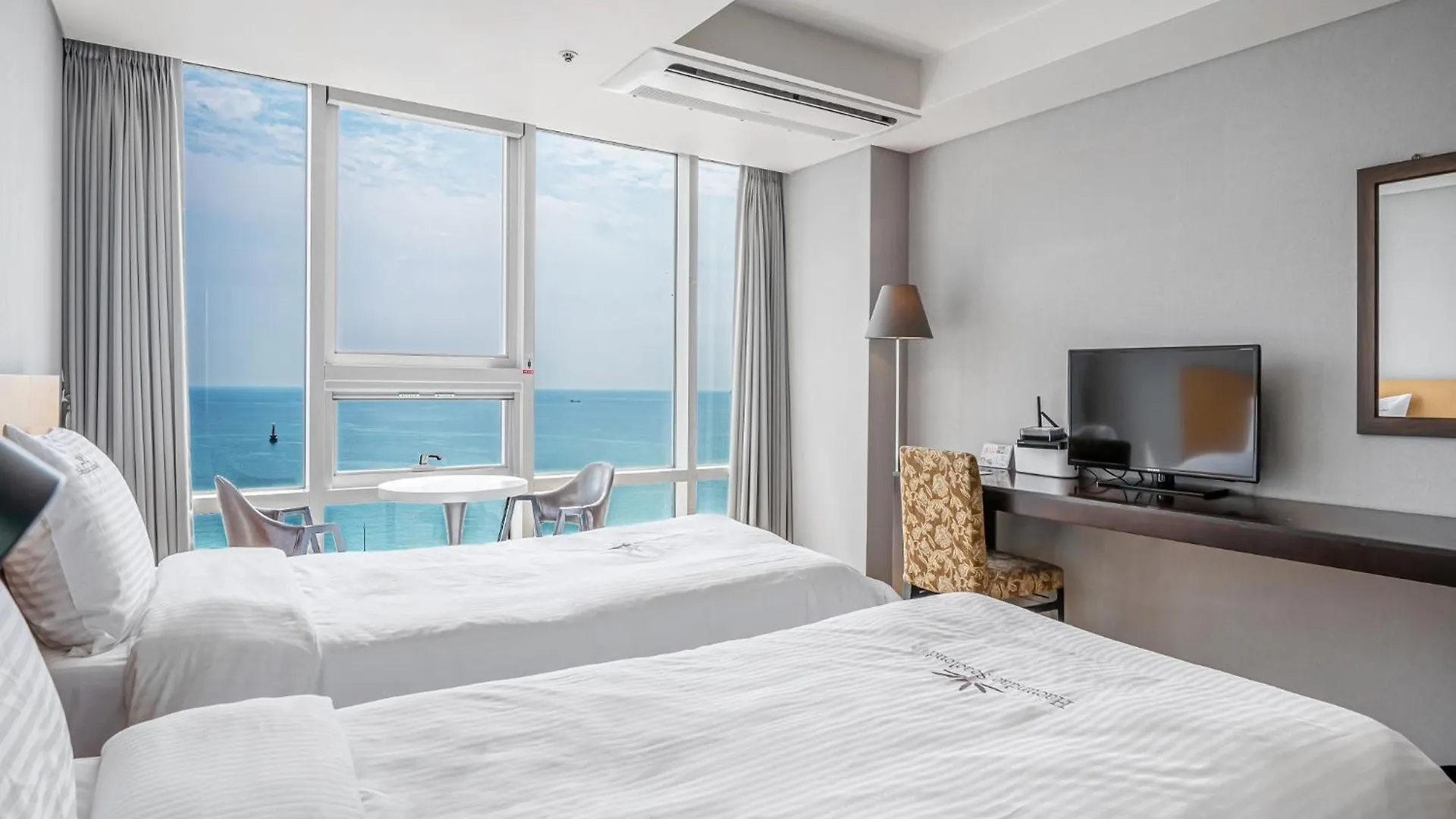 Haeundae Seacloud Hotel Residence Busan